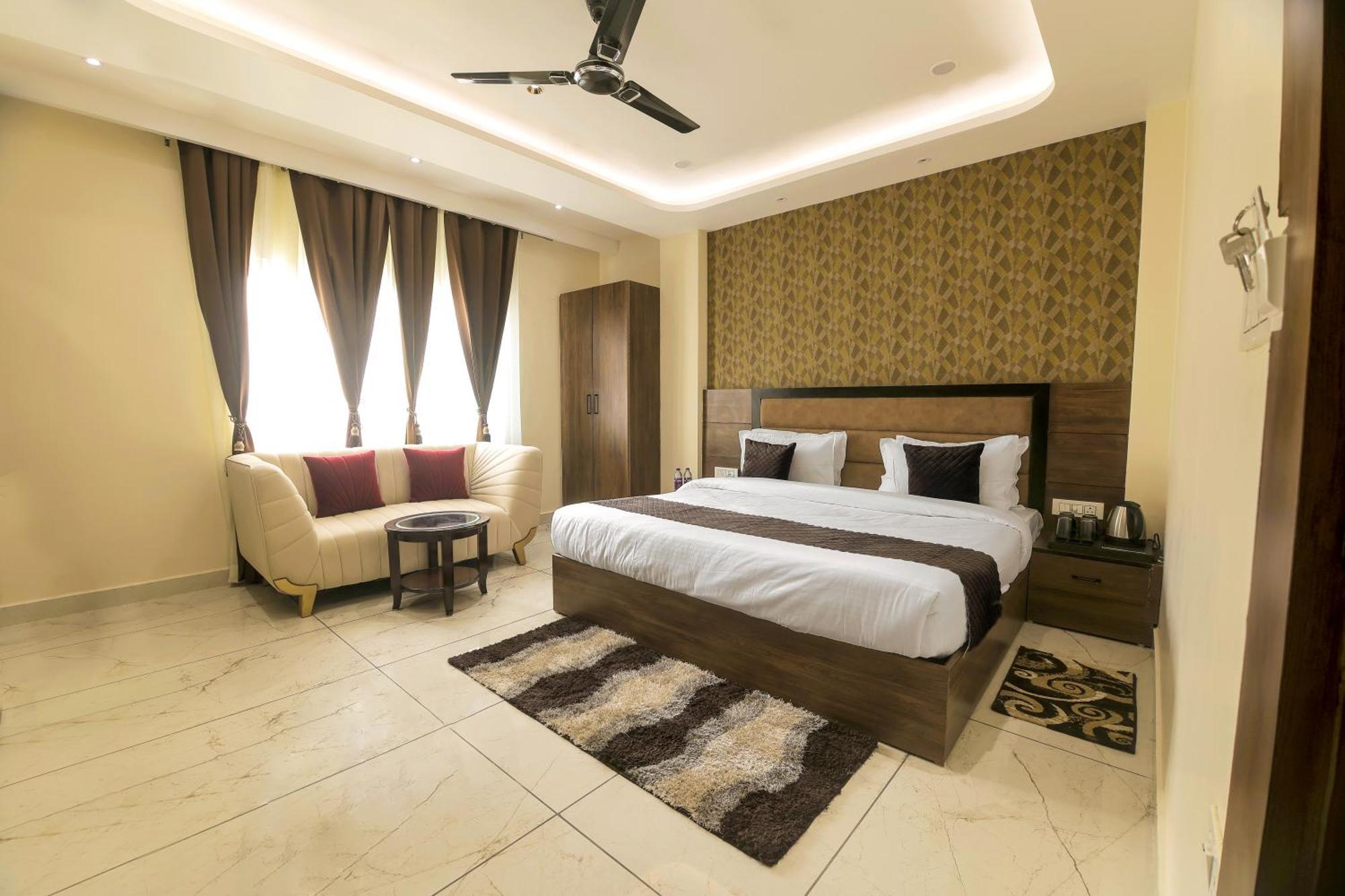 Hotel Hari Dhara, 100 Meters From Har-Ki-Pauri Haridwar Ngoại thất bức ảnh