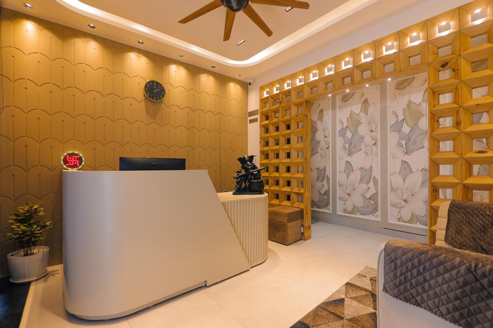 Hotel Hari Dhara, 100 Meters From Har-Ki-Pauri Haridwar Ngoại thất bức ảnh